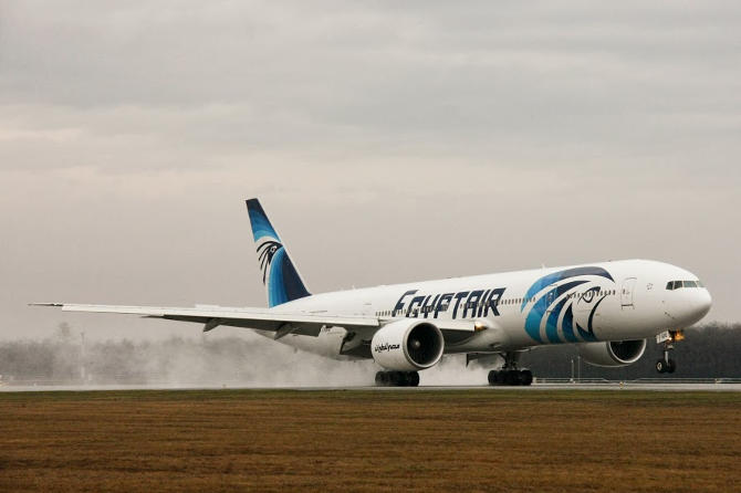 Különleges óriásgép Budapesten: Egyptair Boeing 777