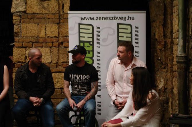 Kettős Offspring koncert és dedikált gitár sorsolása a PAFE-n