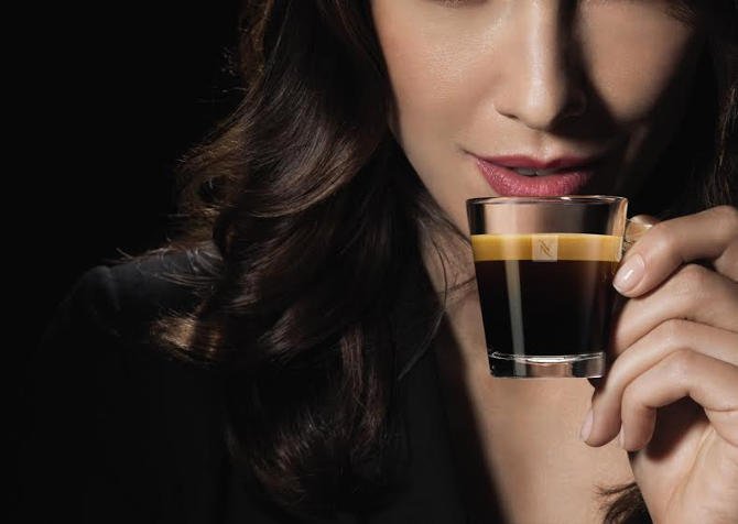 Kávézással kapcsolódunk ki és keveset mozgunk