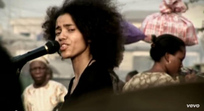 Nneka az Akvárium Klubban