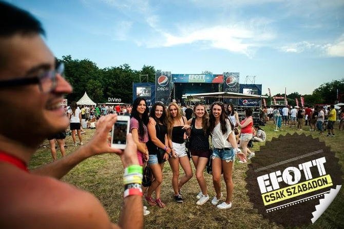 Dübörög a fesztiválturizmus