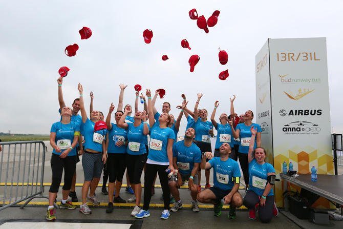 Runway Run, kilencszázan futottak a reptéri betonon