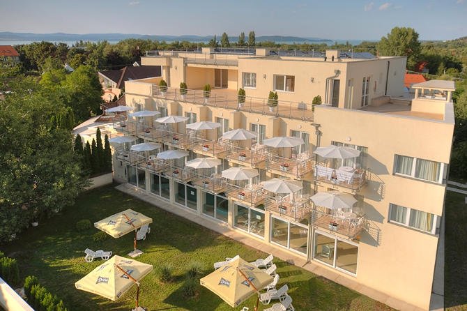 Megújult a balatonszárszói Két Korona Konferencia és Wellness Hotel
