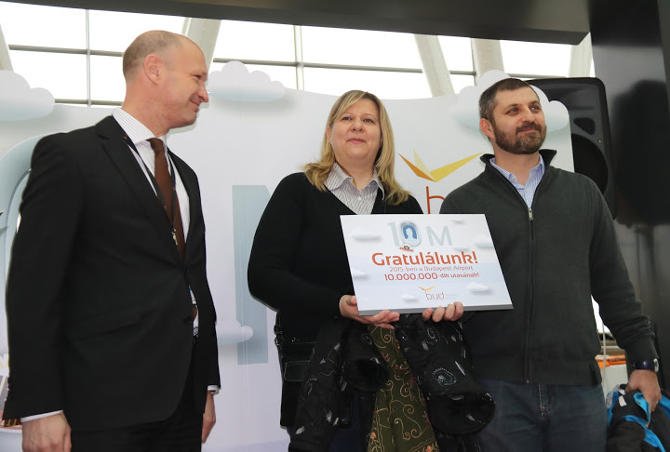 Tízmilliós repülőtér lett Ferihegy