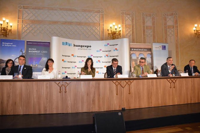 Utazás kiállítás 2016