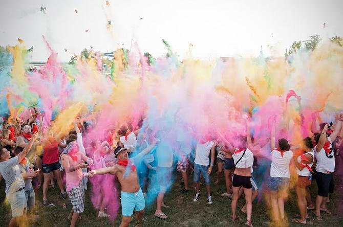 Keddtől teljes gőzzel dübörög az Efott Keddtől teljes gőzzel dübörög a fesztivál