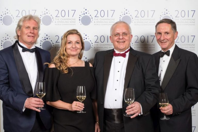 A klímaváltozás megteremtette a díjnyertes angol pezsgőt