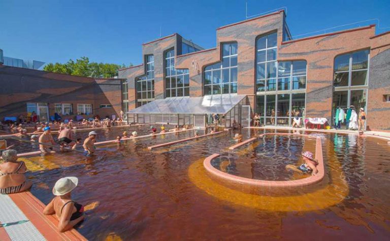 Ezek a legnépszerűbb termálvizes fürdőhelyek