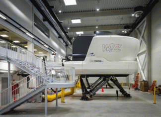 Megnyitotta új, 30 millió euró befektetéssel megépített képzési központját A Wizz Air