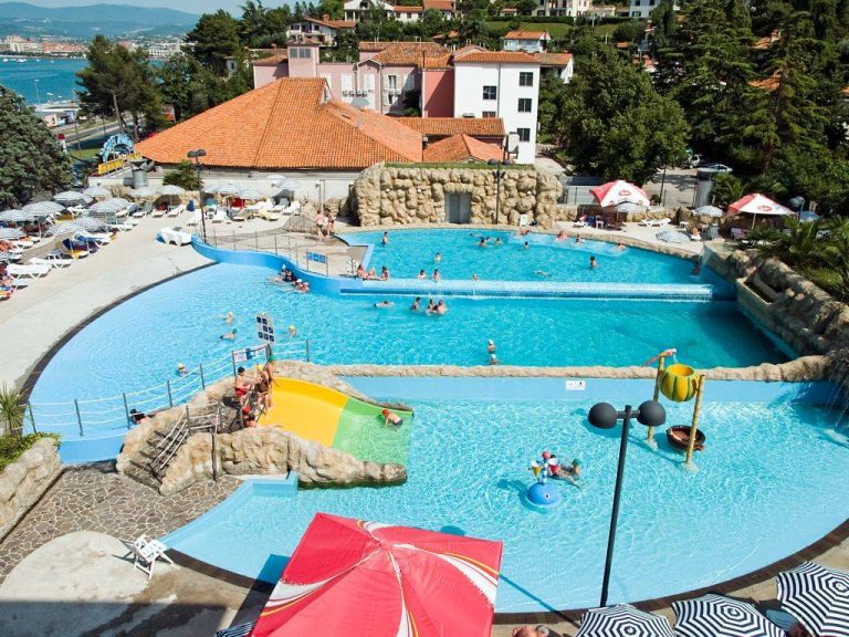 Aquapark Hotel Zusterna***