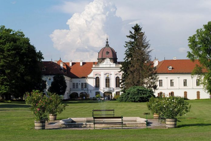 Gödöllő, Grassalkovich-kastély