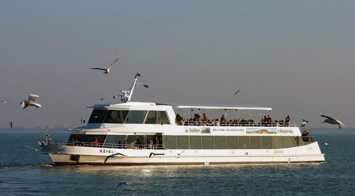 Nagyszombaton indul a 175. balatoni hajózási szezon Balatoni hajózás