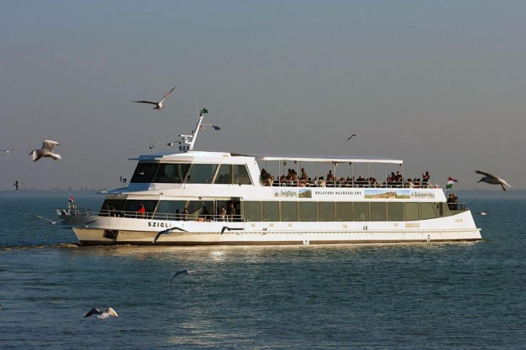 Balatoni hajózás
