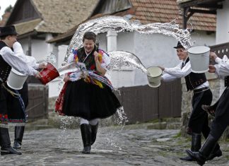 Hollókő, Húsvéti Fesztivál