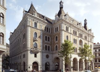 az ötcsillagos W Budapest Hotel