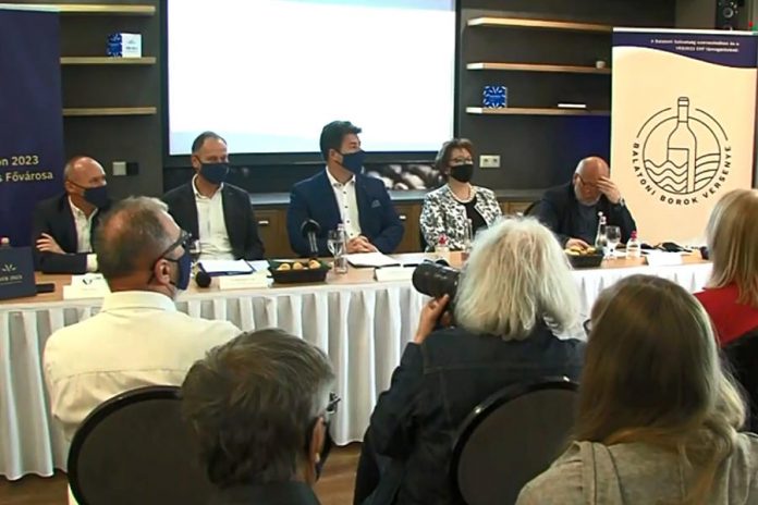 Balatoni borok versenye