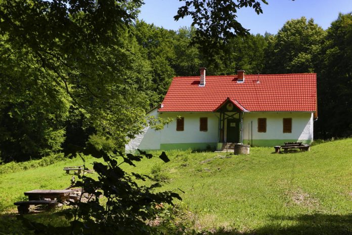 Gyopár-kulcsosház, Mecsek