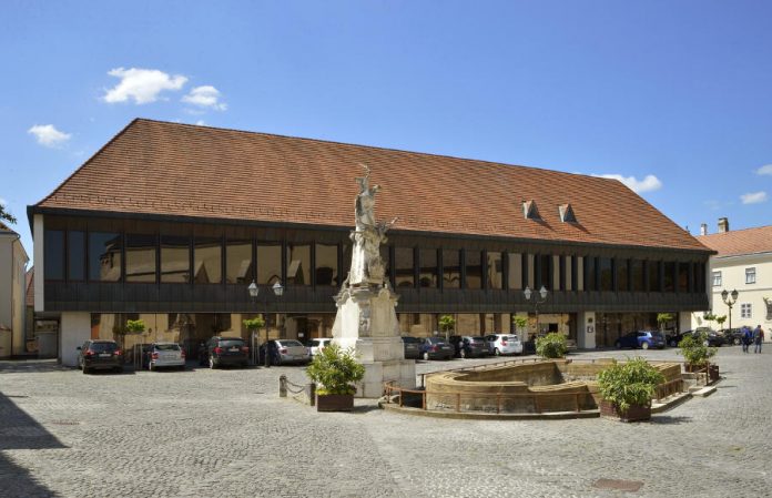 Konferencia Hotel, Győr