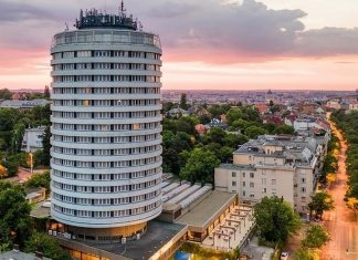 Hotel Budapest, Körszálló