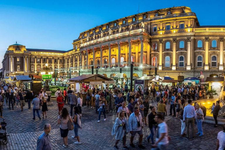 Budapest Borfesztivál - Budavári Palota