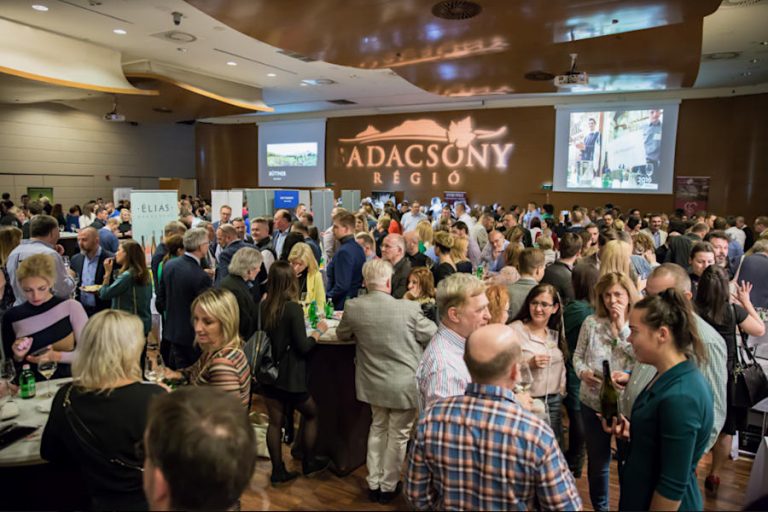 Badacsony New Yorkban - New York Palota