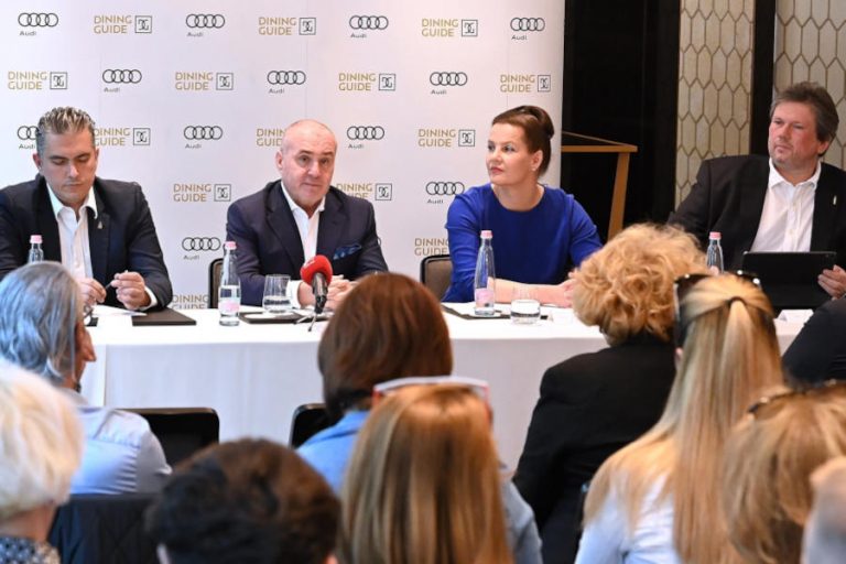 Audi Dining Guide TOP100