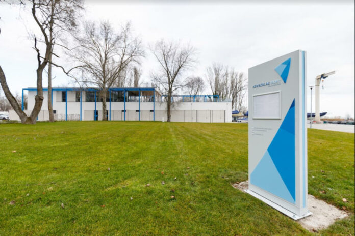 Elkészültek a Balaton új víziturisztikai megállópontjai Elkészültek a Balaton új víziturisztikai megállópontjai