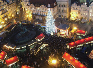 Prága főtér, karácsonyi vásár