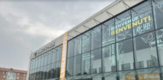 torinói Lingotto Fiere kiállítási központ