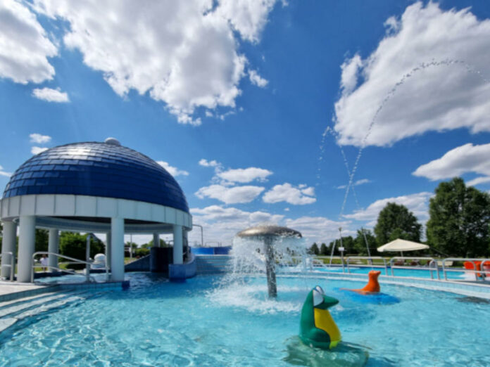 Jonathermál Gyógy- és Élményfürdő, Kiskunmajsa Jonathermál Gyógy- és Élményfürdő, Kiskunmajsa