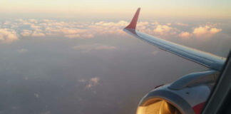 utazás repülőgép, légitársaság - turizmus