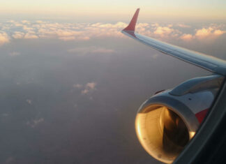 utazás repülőgép, légitársaság - turizmus