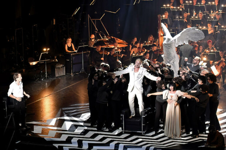 Állami operaház alőadása - turisztika