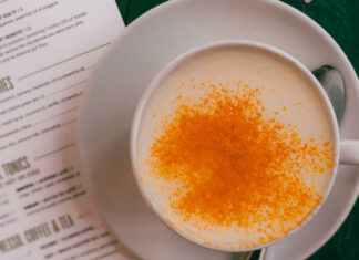 Kurkumás aranytej latte