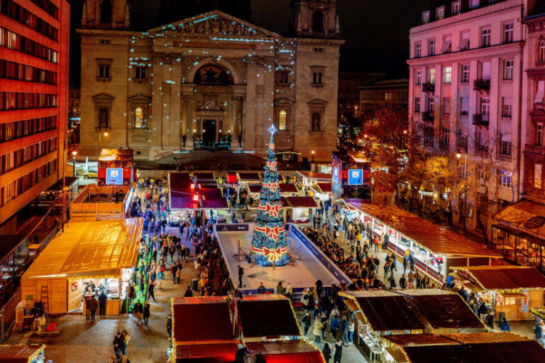 Karácsonyi vásár, Budapest, Szent István tér, Bazilika