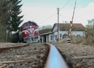 NoHab-GM M61-010-es mozdony, vasút - turizmus