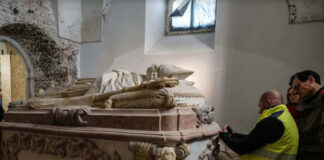 Padányi Biró Márton síremléke, Veszprém - kultúra