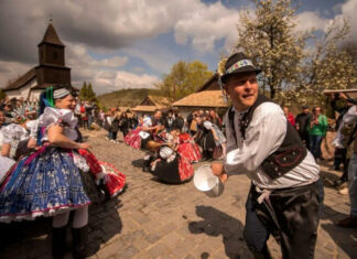 Hollókői Húsvéti Fesztivál - turisztika