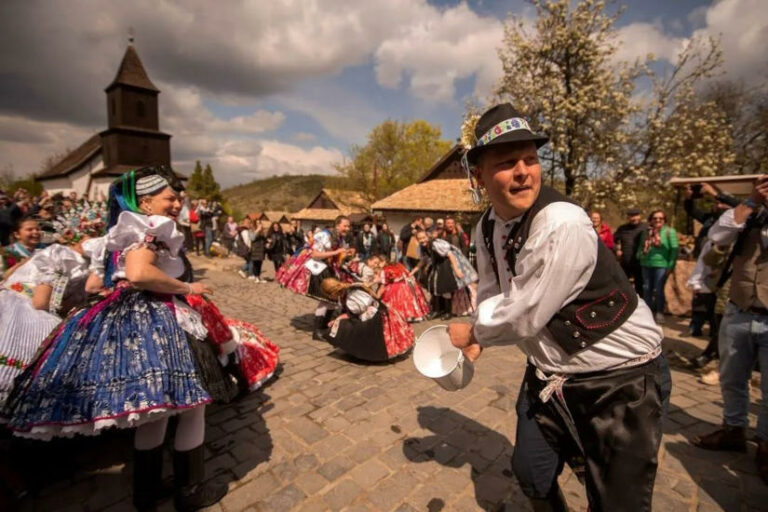 Hollókői Húsvéti Fesztivál - turisztika
