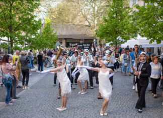 Héviz, Boldog Békeidők Hévize fesztivál - turisztika