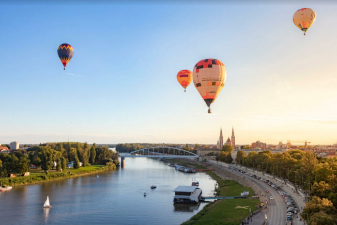 Hőlégballon verseny, Szeged - turisztika