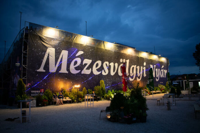 Mézesvölgyi Nyár összművészeti fesztivál - kultúra Mézesvölgyi Nyár összművészeti fesztivál