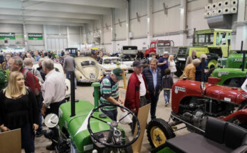 Oldtimer Messe Tulln 2024 Oldtiemr Messe Tulln 2024 Nemzetközi Veterán Jármű kiállítás