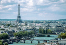 Elmarad a nyári turistainvázió Párizsban az olimpia miatt Párizs, Franciaország - turisztika, desztináció