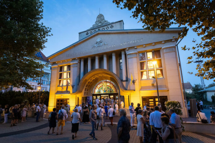 Kaposvár, Szivárvány Kultúrpalota - kultúra