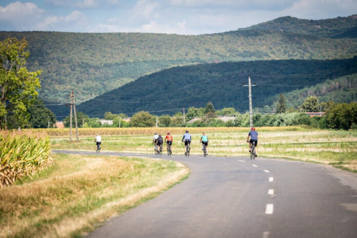 Kerékpáros túra, bringázás, turisztika