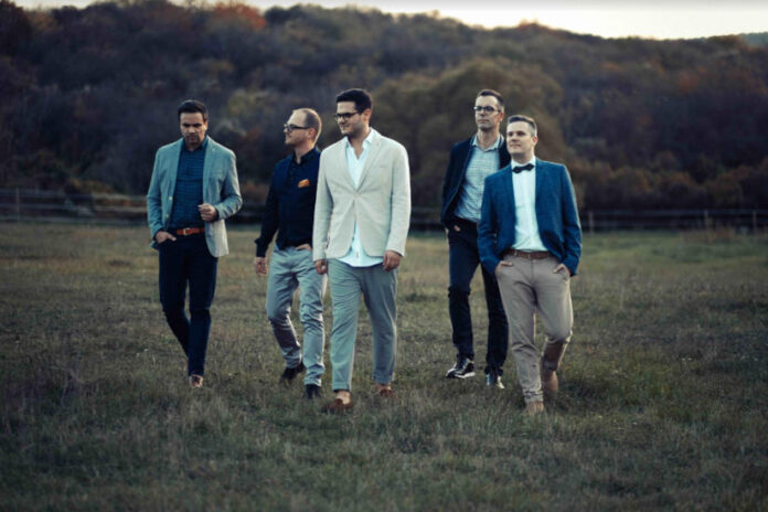 Fool Moon pop-acappella együttes - kultúra Fool Moon pop-acappella együttes - kultúra