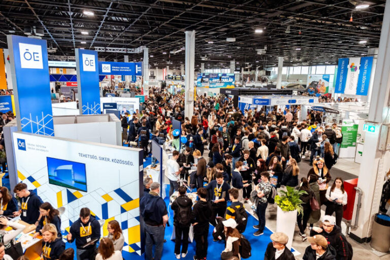 Educatio kiállítás Hungexpo, oktatás és szakképzés