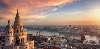 Budapest, Halászbástya, Parlament, Duna - turisztika