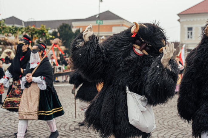 Mohácsi Busójárás, sokác fesztivál - turisztika